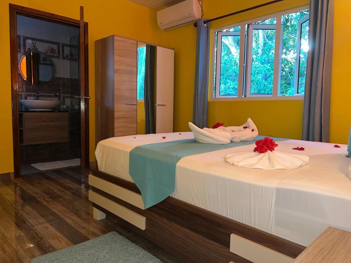 Chloe'S Cottage Self-Catering La Digue Exterior foto