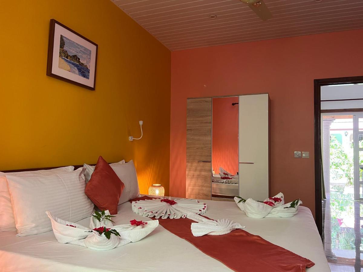 Chloe'S Cottage Self-Catering La Digue Exterior foto