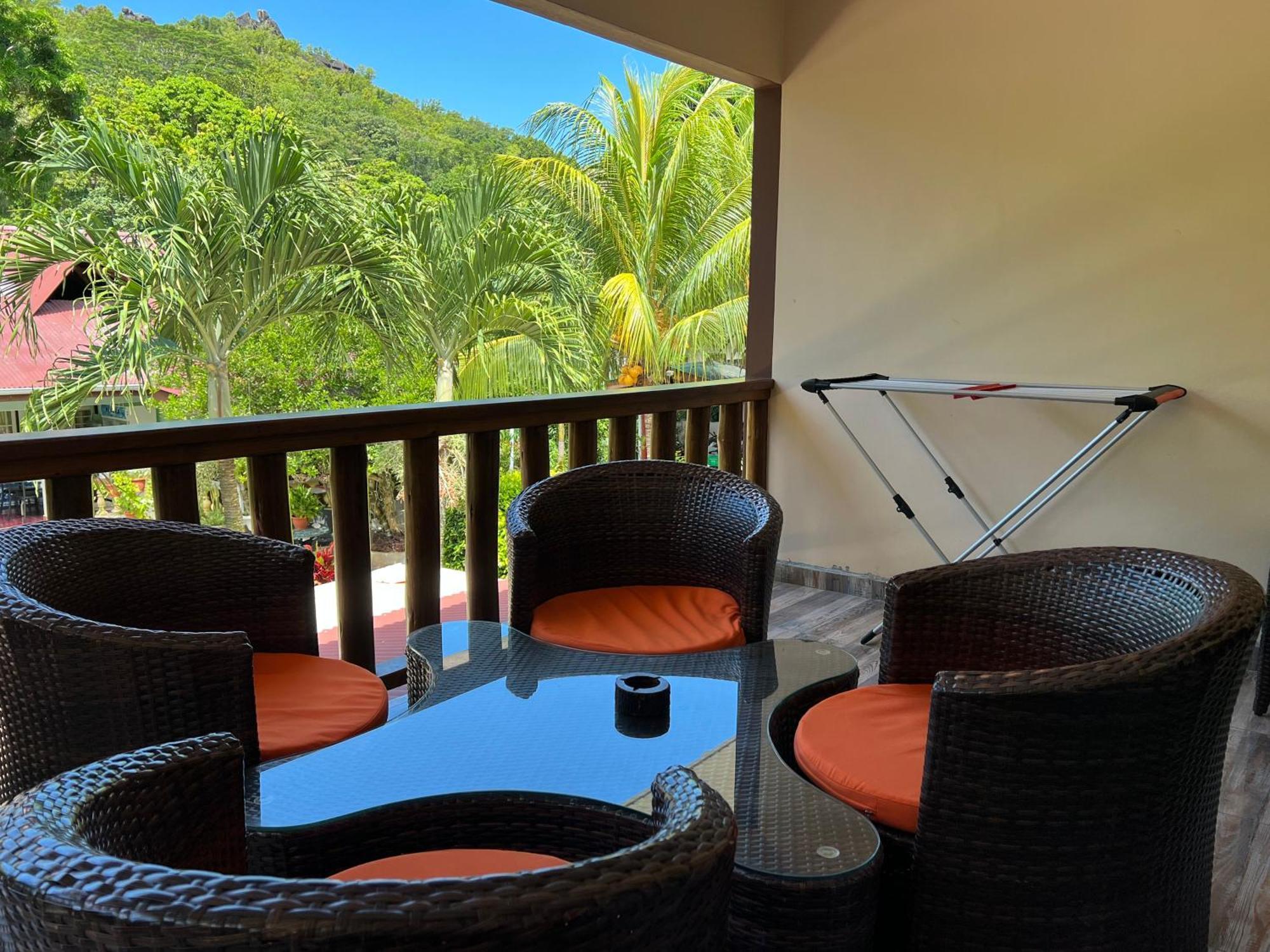 Chloe'S Cottage Self-Catering La Digue Exterior foto